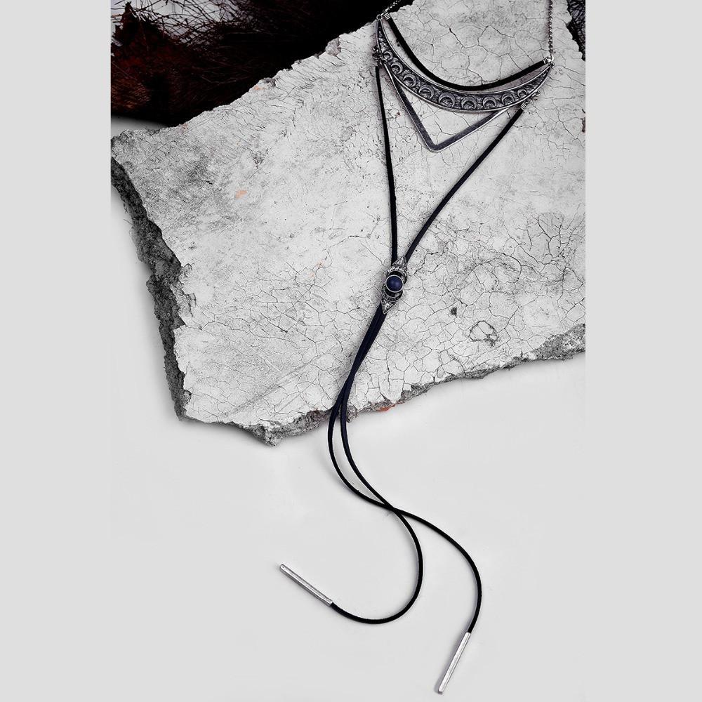 Boho Black Leather Alloy Choker Necklace - Image 3